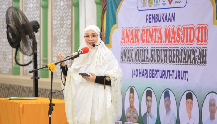 Subuh Di Gampong Mulia, Wali Kota Illiza Ajak Orang Tua Biasakan Anak Salat Berjamaah