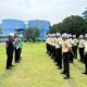 Kanit Regident Sat Lantas Polres Labusel, Ipda. M. L. Tobing saat memberikan Binluh Lantas kepada sekuriti PMKS PT. Nubika Jaya, Kotapinang, Selasa (18/2/2025). Waspada/Deni Daulay
