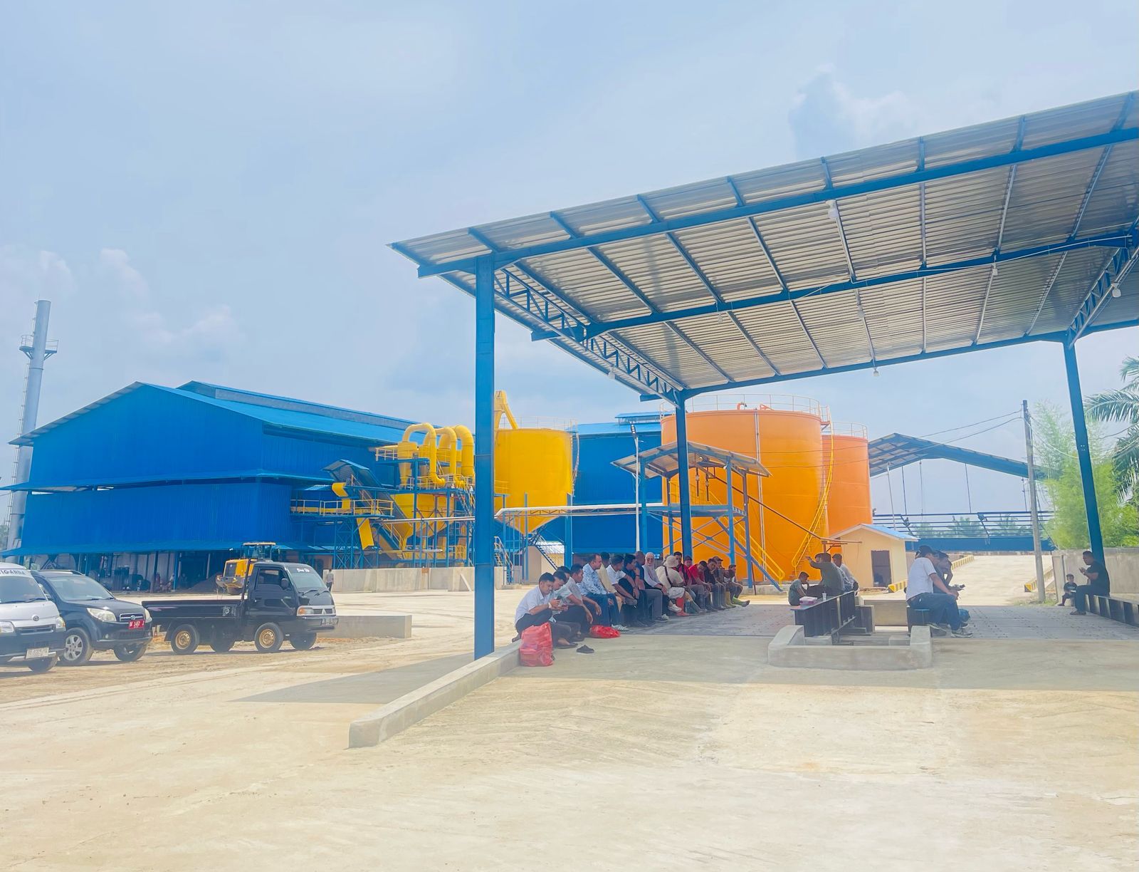PKS PT. Mitra Perkasa beroperasi di Desa Asam Jawa, Kec. Torgamba, Kab. Labusel, Selasa (18/2/2025). Waspada/Deni Daulay