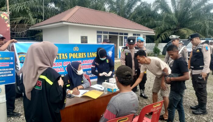 Polres Langkat Tes Urine Sopir Bus Dan Betor