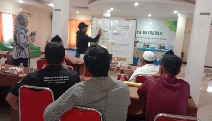 Lokakarya Ortografi Bahasa Daerah Upaya Antisipasi Kepunahan Bahasa Lokal