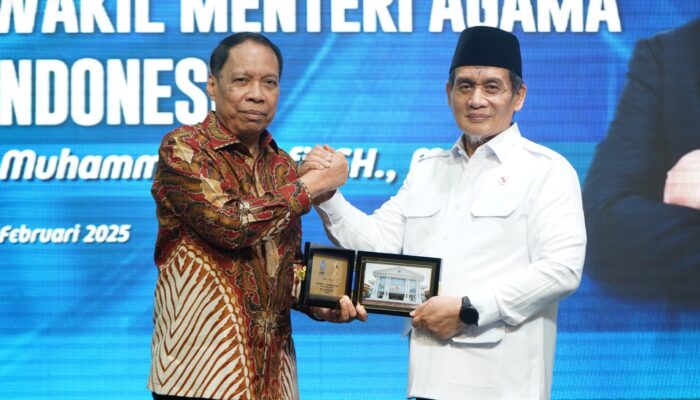Narasumber Kuliah Umum Wamenag RI Banggakan UMSU