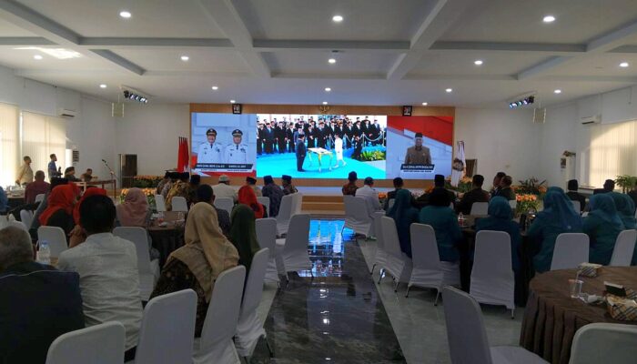 Pelantikan Bupati Asahan, Pemkab Dan Masyarakat Nobar