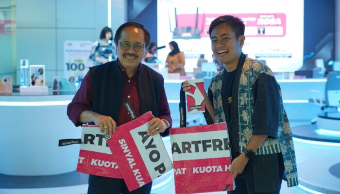 Smartfren Kolaborasi Dengan Kertabumi Beri Pelatihan Daur Ulang Sampah