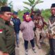 Kadis LHK Sumut Pimpin Warga Bongkar Pagar yang Berdiri Di Hutan Lindung Pantai Labu