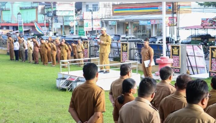 Wabup Pimpin Apel Perdana Pemkab Dairi