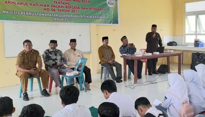 Cegah Pengaruh Budaya Luar, MPU Sosialisasikan Akhlakul Karimah Di SMAN 1 Singkil