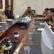 Kepala Dinas Kesehatan Kota Langsa, dr Muhammad Yusuf Akbar, M.K.M bersama tim saat melakukan kunjungan ke RSUD Langsa untuk melihat langsung pelayanan kesehatan, Selasa (25/2). Waspada/dede