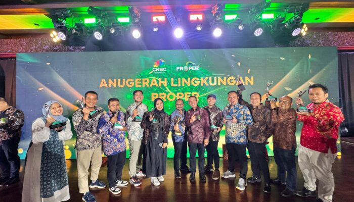 Pertamina Patra Niaga Regional Sumbagut Raih PROPER Emas Dan 10 PROPER Hijau