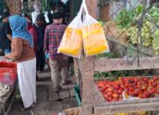 Harga Bahan Pokok Melonjak Jelang Ramadan