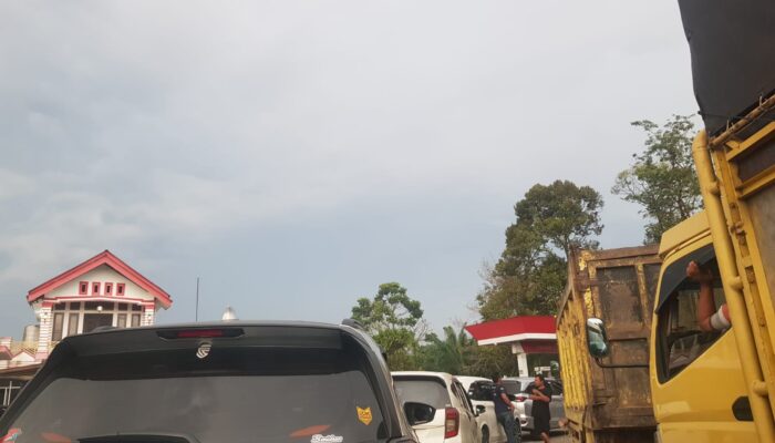 Antrean Panjang Dan Lama, SPBU Kasman Diapresiasi