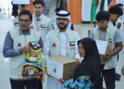 UIN Ar-Raniry Salurkan 1.300 Paket Daging Meugang Dan 500 Paket Sembako