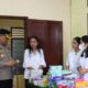 KAPOLRES Humbahas AKBP Hary Ardianto, SH., SIK., MH mengecek obat-obatan yang dipakai dalam giat Bakes Polres Humbahas. Waspada/Ist
