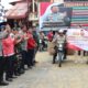 Wakapolres Kompol Hendrik Situmorang mewakili Kapolres AKBP Yogen Heroes Baruno bersama Forkopimda melepas personel Bhabinkamtimas dan mahasiswa untuk membagikan kepada kepada masyarakat 150 paket sembako Baksos Polri Presisi dalam menyambut bulan suci Ramadhan 1446 H dan pelepasan berlangsung di lapangan apel Mapolres, Jl. Sudirman, Kamis (27/2).(Waspada-Ist).