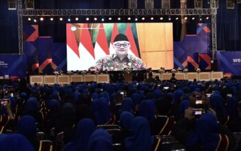 Lepas 10 Ribu Guru Lulus PPG, Mendikdasmen Tegaskan Guru Tak Tergantikan Teknologi