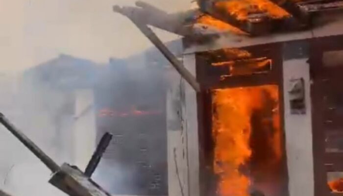 16 Rumah Terbakar Di Ateuk Pahlawan Banda Aceh