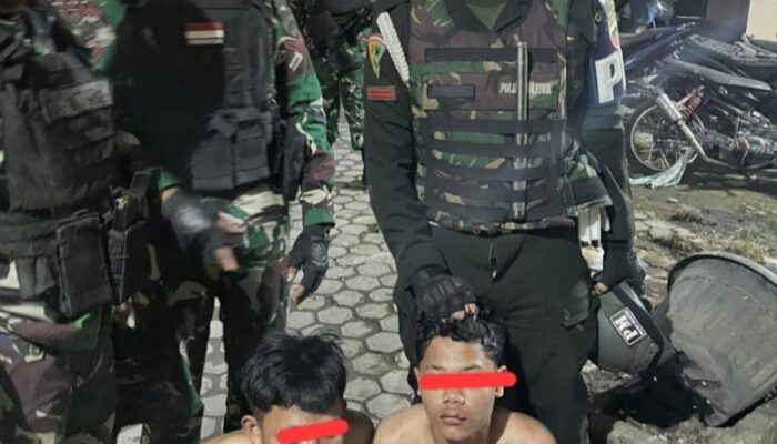 Denpom I/5 Ringkus Dua Anggota Geng Motor Bersenjata Pedang Samurai