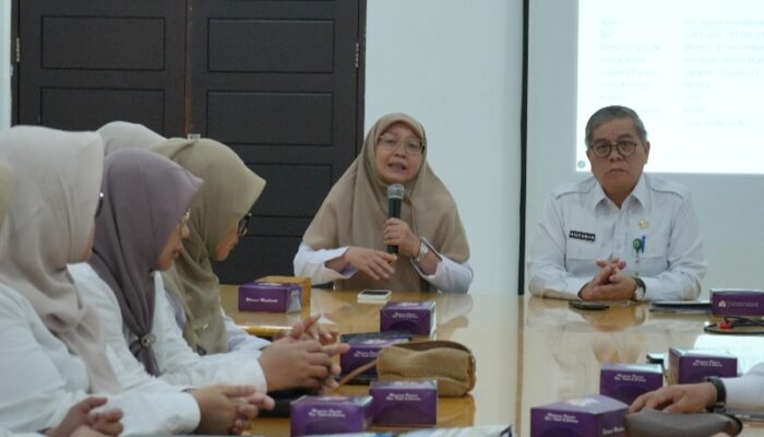 Serah Terima Direktur RSU Haji Medan, Sri Tekankan Kebermanfaatan