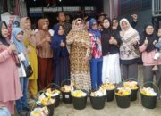 Kantor Hukum TRIFA Jumat Barokah Kepada Ratusan Kaum Dhuafa