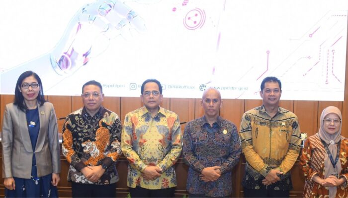 Setjen DPR RI Luncurkan Aplikasi Mobile PPID Dan PARSA