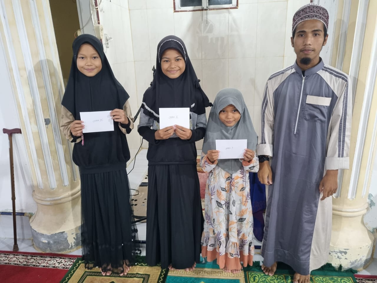 Berbagai Lomba Hiasi Acara Kenduri Khatam Quran Di Komplek BTN Ie Meulee Sabang