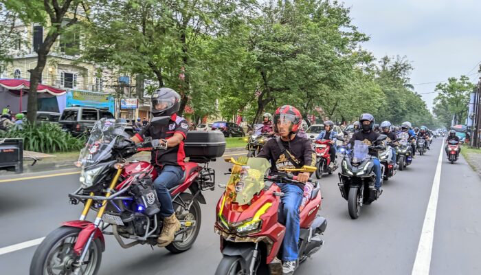 Meriahkan HPMD, Komunitas Motor Honda Perkuat Silaturahim