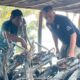 WaspadaTim Inafis Polres Labusel sedang melakukan penyelidikan di lokasi terbakarnya truk ekspedisi sarat muatan sepeda motor di Jalinsum Torgamba, Desa Aek Batu, Kec. Torgamba, Minggu (2/3/2025). Waspada/Deni Daulay