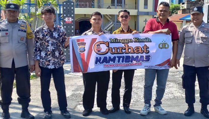 Polres P.Siantar Sambangi Jemaat Gereja Sampaikan Pesan Kamtibmas