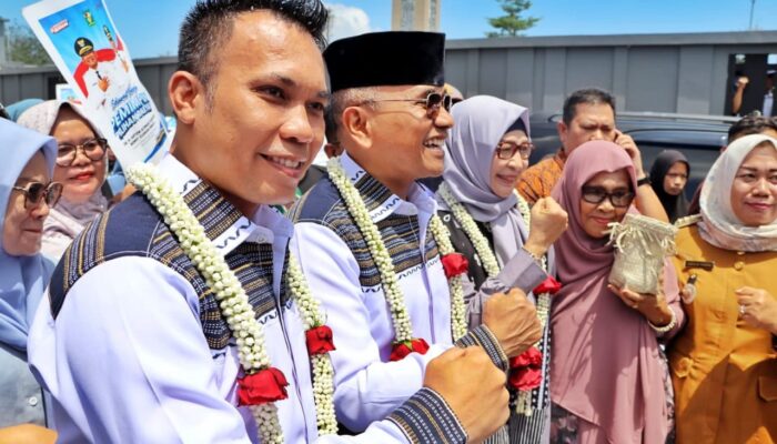 Bupati Simalungun: Usia 17 Tahun Langsung Dapat KTP