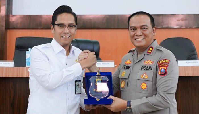 Rico Waas Dan Kapolres Belawan Bahas Peningkatan Keamanan Dukung Pembangunan Dan Investasi