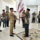 Wabup Abdya Zaman Akhli, melepas keberangkatan kontingen Kwarcab Pramuka Abdya, untuk mengikuti MTR ke XXIV yang dilaksanakan Kwarda Gerakan Pramuka Aceh, di Meulaboh, Kabupaten Aceh Barat. Selasa (11/3).Waspada/Syafrizal