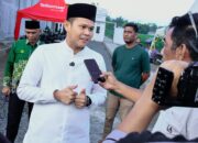 Adlin Tambunan Berburu Takjil Di Kampung Ramadan Muhammadiyah