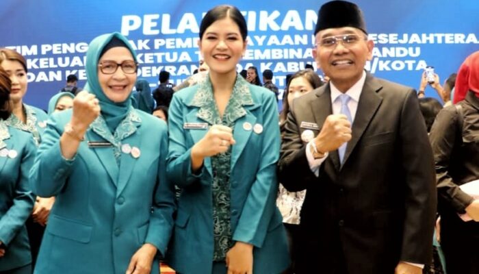 Darmawati Anton Achmad Saragih Ketua TP PKK Kabupaten Simalungun Periode 2025-2030