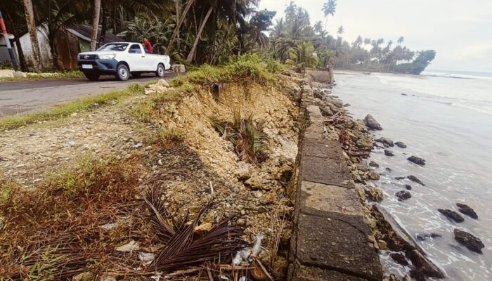 Tembok Penahan Jalan Nasional Ruas Gunung Sitoli Menuju Telukdalam Kembali Ambruk