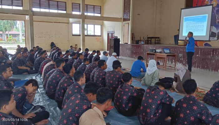 Ratusan Pelajar SMKN 2 Antusias Ikuti Literasi Ramadan PWI Langsa