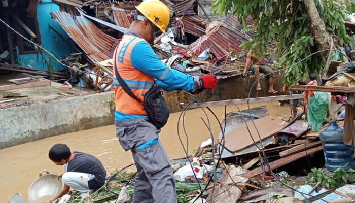 PLN Bergerak Cepat Pulihkan Kelistrikan Pasca Banjir Di Padangsidimpuan