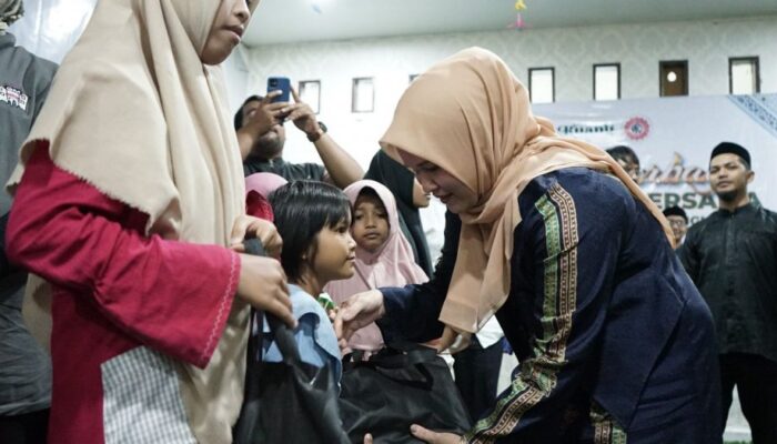 Istri Wagub Buka Puasa Bersama Anak Yatim Di Panti Rumoh Seujahtera Aneuk Nanggroe