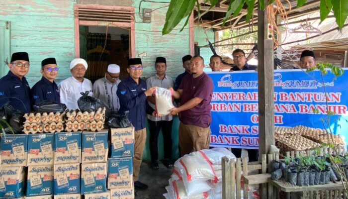 Bank Sumut Peduli Korban Banjir Padangsidimpuan Dan Tapsel