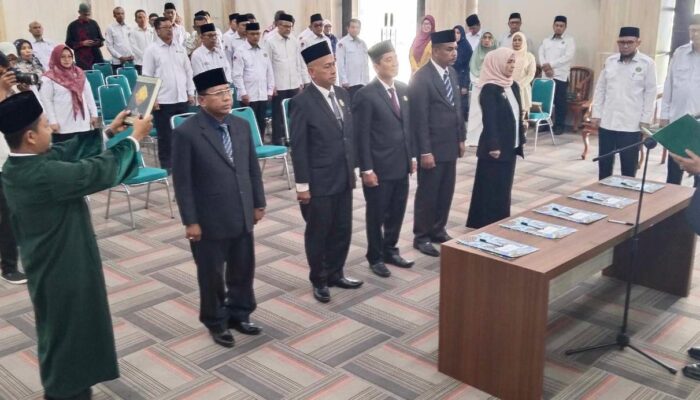 Lantik Lima Pejabat Eselon III, Kakanwil Kemenag Aceh Harap Kerja Sama