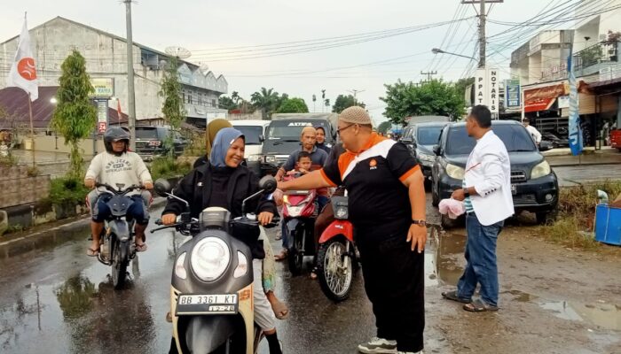 DPD PKS Palas Bagi-bagi 1.500 Paket Takjil