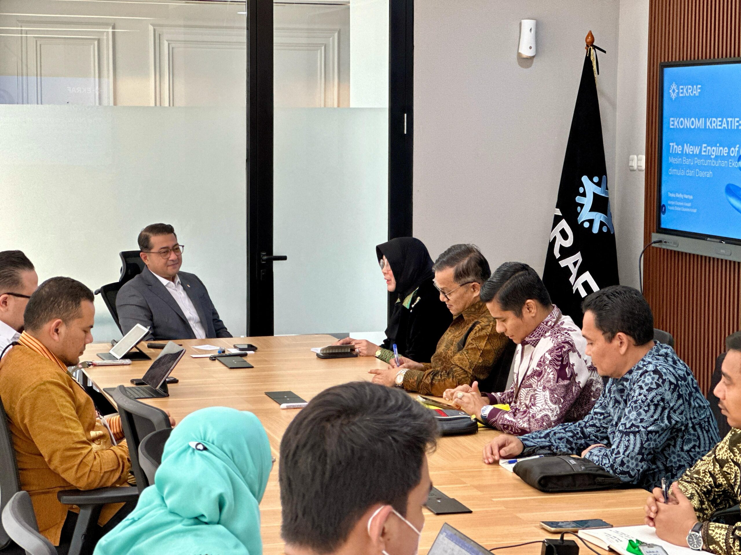 Bangun Banda Aceh Kreatif, Illiza Sowan Ke Kementerian Ekraf Bangun Banda Aceh Kreatif, Illiza Sowan Ke Kementerian Ekraf