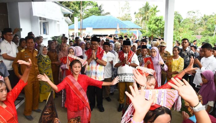 Bupati Dan Wabup Deliserdang Berjemur Di Gunung Meriah