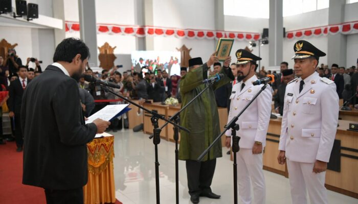 Lantik Pasangan AZAN, Mualem Akan Tertibkan Perusahaan Sawit