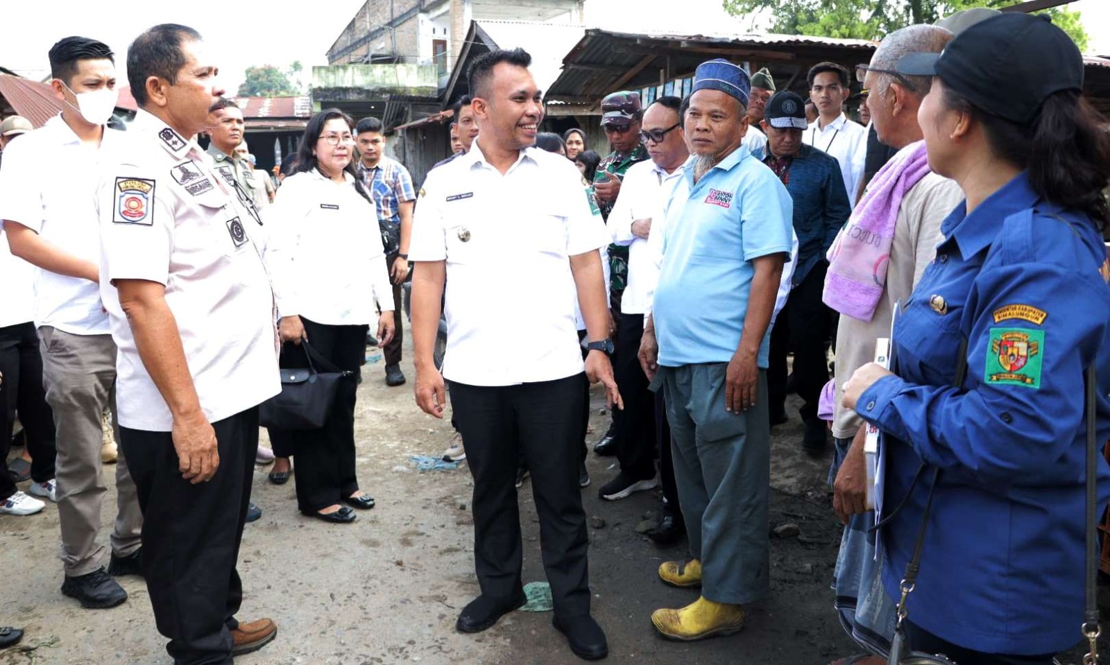 Jelang Lebaran, Wabup Sidak Di Pasar Serbalawan