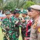Danrem 023/KS, Kolonel Inf. Jansen P Nainggolan, M.Sc mewakili Pangdam I/BB secara resmi menutup TMMD ke-123 Kodim 0212/Tapsel di Desa Pintu Padang Kabupaten Padanglawas, dengan pencopotan tanda peserta. (Waspada/Ist)