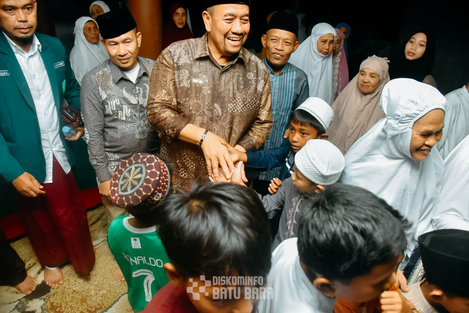 Bupati Bahar: Jaga Silaturahmi, Perdayakan Potensi Desa Bupati Bahar: Jaga Silaturahmi, Perdayakan Potensi Desa