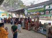 Seratusan Warga Aceh Utara Antre Sembako Murah