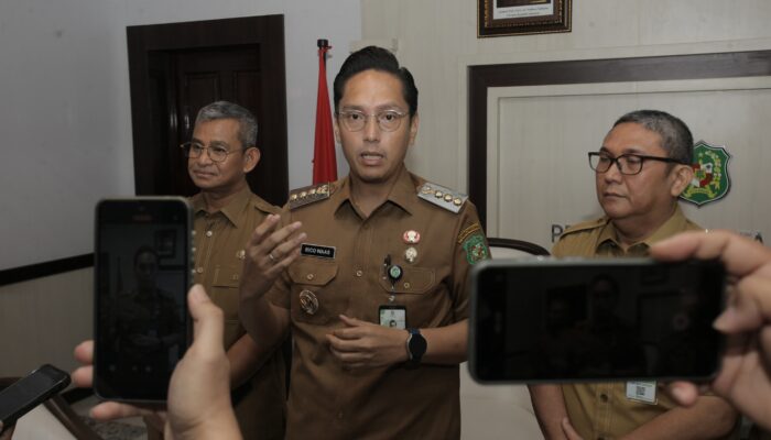 Rico Waas Keluarkan Kebijakan Baru Soal Ketersediaan Blangko e-KTP