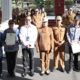 Wakil Wali Kota Pematangsiantar Herlina (tujuh kiri) pose bersama usai menyerahkan SK kepada 11 ASN Pemko yang pensiun terhitung April 2025.(Waspada-Ist).