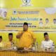Ketua DPD Partai Golkar Labusel, M. Romadon saat membuka kegiatan buka puasa bersama, Senin (23/3/2034). Waspada/Deni Daulay